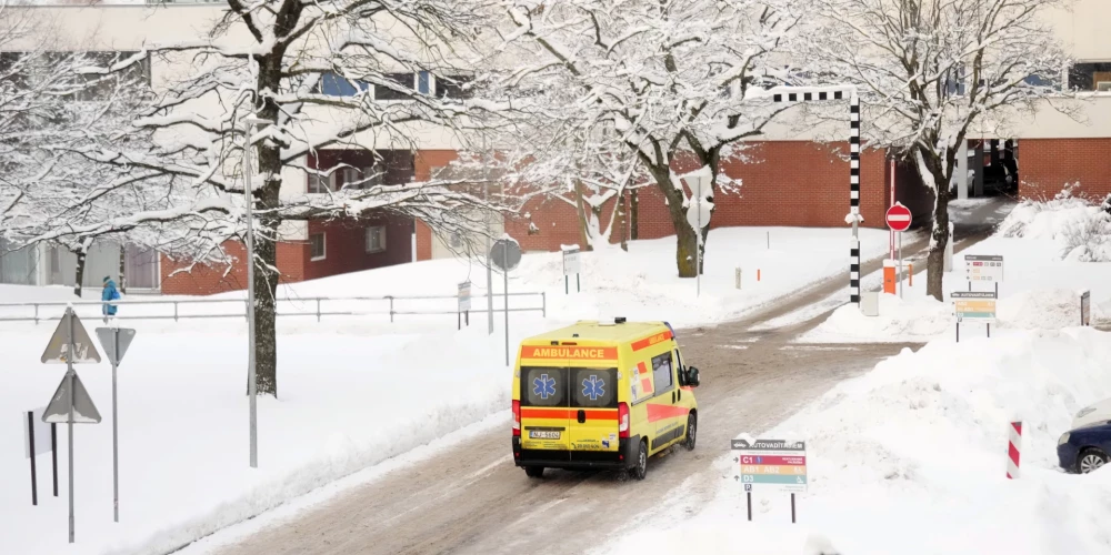 Rīgas Austrumu klīniskās universitātes slimnīcas teritoja.