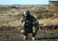 "Viņš ļoti ilgojās pēc ģimenes," jauns militārists atvaļinājumā no frontes pastrādā baisu noziegumu un izdara pašnāvību