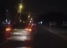 VIDEO: Rīgā “Bolt” taksists apzināti traucē citiem autobraucējiem