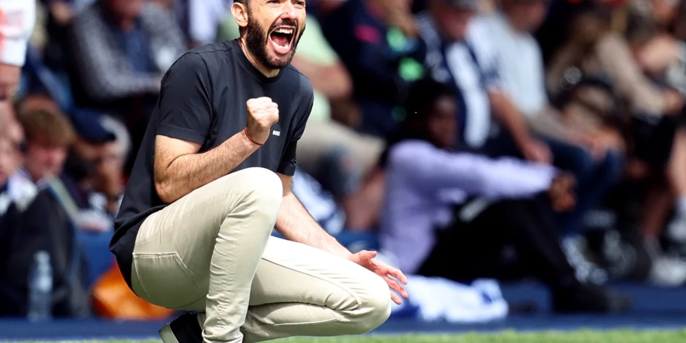 Valensijā dzimušais spāņu futbola speciālists Karloss Korberans centīsies glābt krīzē nonākušo "Valencia".