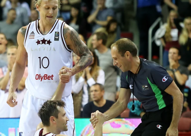 “Vēl es sapratu, ka viņš ir vientuļš.” Timmas draugs Kristaps Janičenoks atklāj, ka Jānis atteicies no piedāvātās palīdzības
