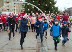 Jelgavā rīko Ziemassvētku skrējienu, lai palīdzētu bērniem ar īpašām vajadzībām