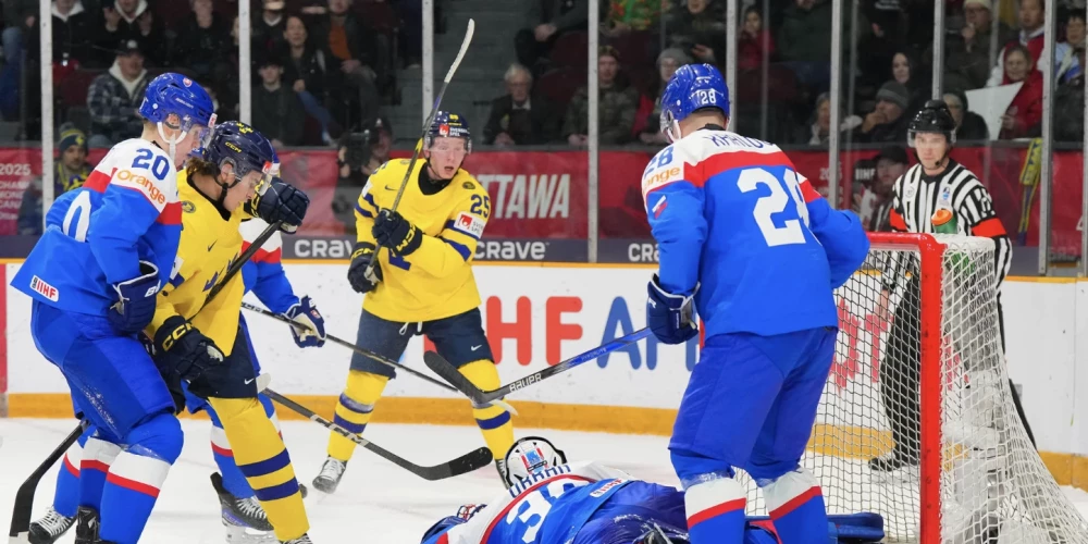 Zviedrija B grupas mačā ar 5:2 (0:1, 2:0, 3:1) pieveica Slovākijas vienaudžus.