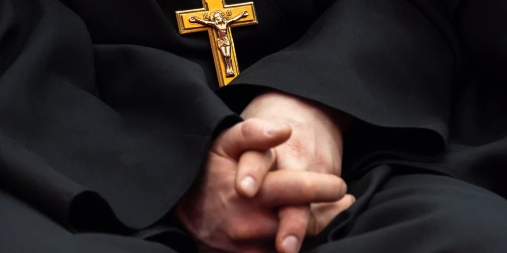 IKVD pēdējos trīs mācību gados saņēmis trīs sūdzības par mācītāju dalību skolu pasākumos. 