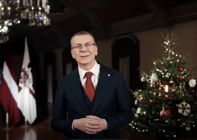 "Иногда нужно наступить на грабли": президент в новогоднем обращении призвал "взять жизнь в свои руки"