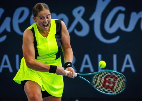 Latvijas pirmā rakete sieviešu tenisā Aļona Ostapenko nākamnedēļ gaidāmo Adelaides "WTA 500" turnīru sāks ar maču pret polieti Magdalēnu Frehu.