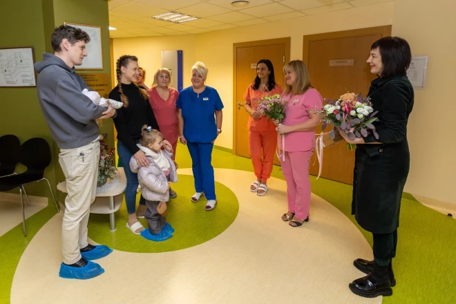 Pirmais jaundzimušais Jūrmalā šogad — meitenīte Alise.