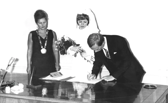 Ludmila ar Putinu kāzu dienā 1983. gadā.