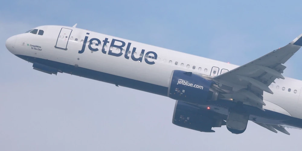 "JetBlue" lidmašīna