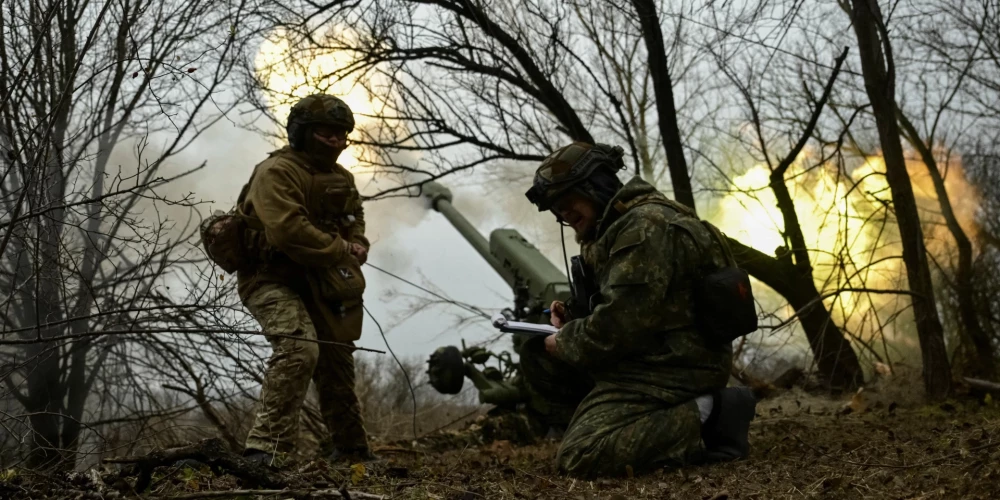 Ziemeļkoreja uz Krieviju nosūtījusi vairāk nekā 10 000 karavīru, šādi sniedzot atbalstu Krievijai tās karā pret Ukrainu./Ilustratīvs attēls.