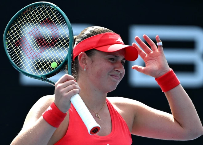 Ostapenko zaudē Austrālijas atklātā čempionāta pirmajā kārtā