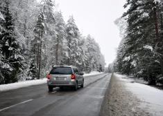 Traģiskā avārija uz Ventspils šosejas: skolotāja atklāti pasaka, kā un kāpēc notiek bērnu vešana uz konkursiem