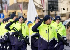 Valsts policija turpina sekot līdzi pašreizējai situācijai Ukrainā, kā arī uztur kontaktus ar Ukrainas Nacionālo policiju, Ukrainas Aizsardzības ministriju, Ukrainas Nacionālās Gvardes uzdevumu vienību un Ukrainas ārstniecības iestādēm.