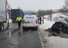 "Kā tas ir, ka šoferis nevar pārbaudīt?" Traģiskā avārija aktualizē piesprādzēšanās nozīmi autobusos