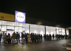 В Риге открылся уже 34-й магазин Lidl: первые клиенты стояли в очереди с вечера!