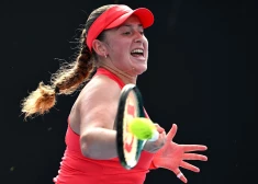 Aļona Ostapenko duetā ar taivānieti iekļūst "Australian Open" dubultspēļu astotdaļfinālā