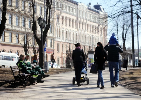 Pētījumā konstatēts, ka cilvēka normālā ķermeņa temperatūra patiesībā variē no 36,2 °C līdz 36,8 °C. Tas liecina, ka mūsdienu cilvēka fizioloģija ir ievērojami mainījusies, salīdzinot ar pagātnes paaudzēm.