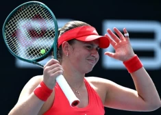 Ostapenko/Salsberijs piedzīvo zaudējumu Austrālijas atklātā čempionāta jaukto dubultspēļu pirmajā kārtā