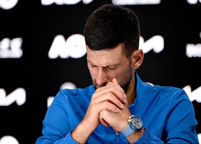 Žurnālista “joks” paliek nesaprasts. Džokovičs par sevi un serbiem izteikto komentāru uztver ļoti personiski