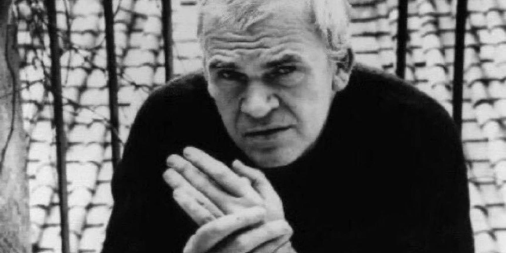 Kundera aizgāja mūžībā 2023.gada 11.jūlijā 94 gadu vecumā. 