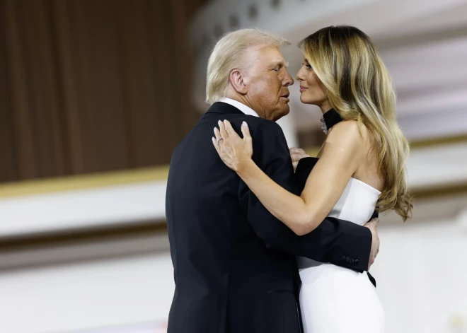 President Donald Trump dances with wife Melania at the Commander-in-Chief Ball on January 20, 2025 in Washington, DC.  President Trump attends some of the inaugural balls after taking the oath as the 47th president.Featuring: Donald Trump, Melania TrumpWhere: Washington, District of Columbia, United StatesWhen: 20 Jan 2025Credit: POOL via CNP/INSTARimages.com Vida Press