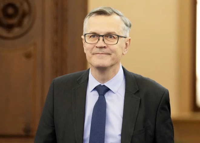 NVS pilsoņiem pirms ieceļošanas Latvijā prasīs norādīt ceļojuma mērķi un ziņas par sevi