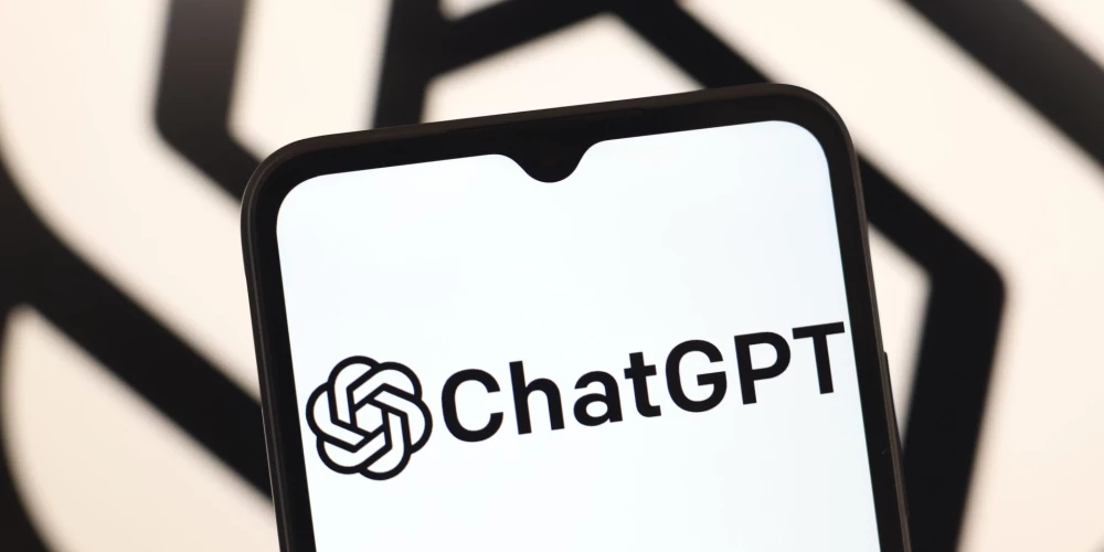 Tūkstošiem cilvēku ziņo, ka nespēj piekļūt mākslīgā intelekta (MI) rīkam “ChatGPT”.  