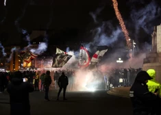 "Ajax" fani pulcēšanās laikā pie Brīvības pieminekļa izcēlās ar nekārtībām.