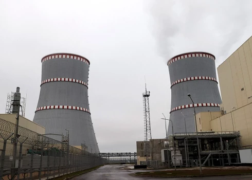 Lietuva atkārtoti aicinājusi Minsku apturēt Astravjecas atomelektrostacijas (AES) 1. un 2. bloka darbību, līdz tiks atrisināti visi drošības jautājumi.