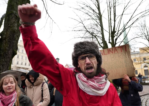 Митинг в Риге в поддержку Палестины.