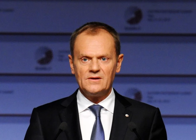 Tusks: ar šo soli Orbāns apliecinās, ka ir Putina komandā