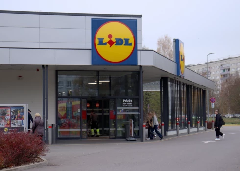 "Lidl" Imantā.