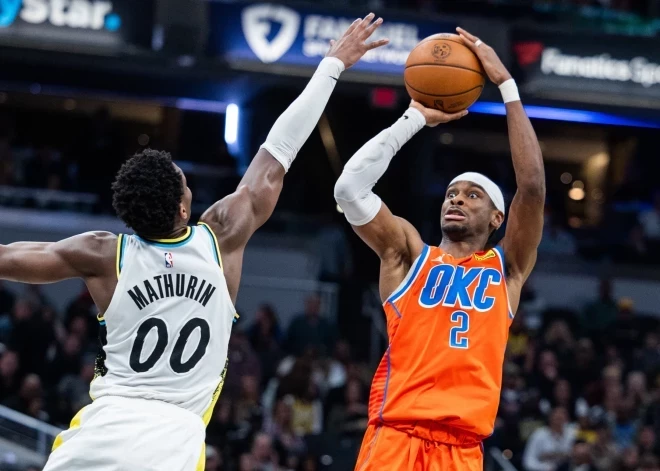 Gildžess-Aleksandrs ar 35 punktiem palīdz NBA līderei izcīnīt sezonas 37. uzvaru