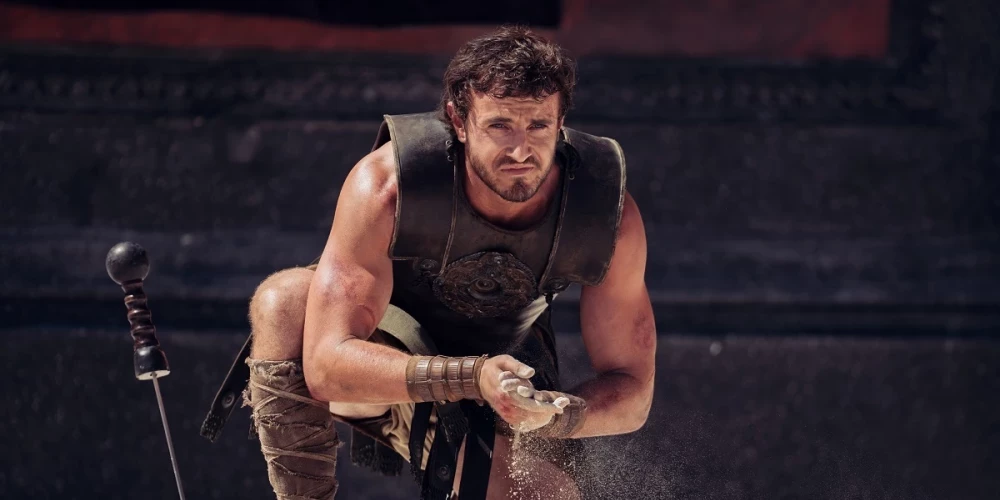 Leģendārā režisora Ridlija Skota jaunā filma "Gladiators II" turpina episko sāgu par spēku, intrigām un atriebību.