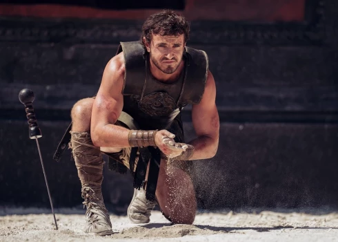 Leģendārā režisora Ridlija Skota jaunā filma "Gladiators II" turpina episko sāgu par spēku, intrigām un atriebību.