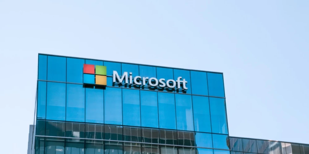 "Microsoft" veic sarunas par iespējamu "TikTok" iegādi. 