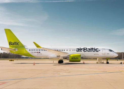 Ministrs stāstīja, ka tajā brīdī, kad "airBaltic" padomē ienāks "Lufthansa Group" pārstāvis, notiks kopīga virzīšanās tālāk uz akciju kotāciju biržā.