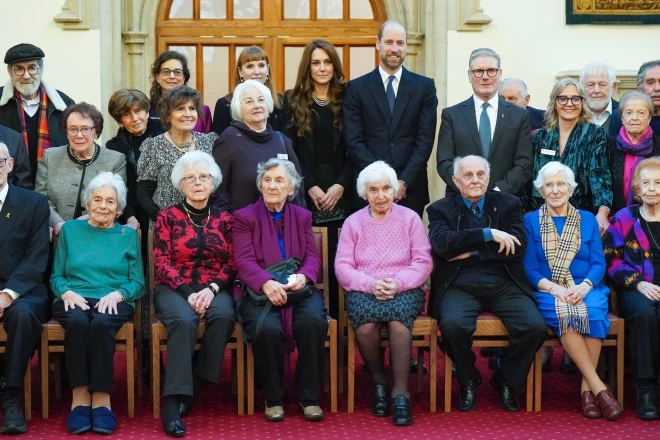 Принц и принцесса Уэльские приняли участие в церемонии, посвященной Дню памяти жертв Холокоста и 80-й годовщине освобождения Освенцима-Биркенау, в Гилдхолле, Лондон, Великобритания, 27 января 2025 года.