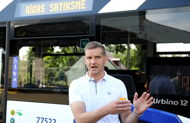 Autotransporta direkcijas Komunikācijas daļas vadītājs Viktors Zaķis: “Noteiktie ierobežojumi var ierobežot konkurētspēju, stratēģisko attīstību un nozares izaugsmi kopumā.”
