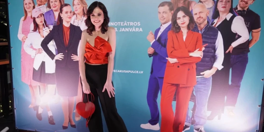 Aktrise Dārta Daneviča filmas "Vecāku sapulce" pirmizrādē (foto: Mārtiņš Ziders)