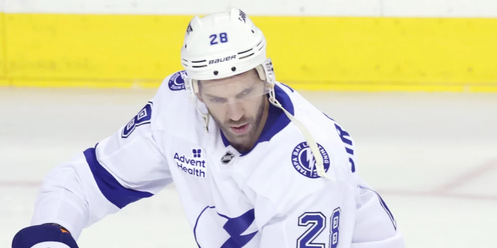 Girgensonam 12 minūtes laukumā.