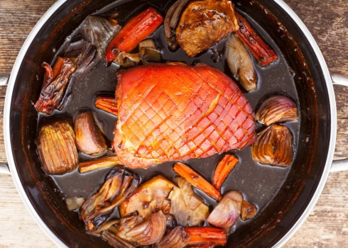 Alū gatavināts cūkas cepetis