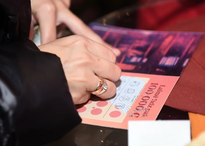 Сперва 200, а потом 30 000 евро - жительница Олайнского края поймала удачу "за хвост"