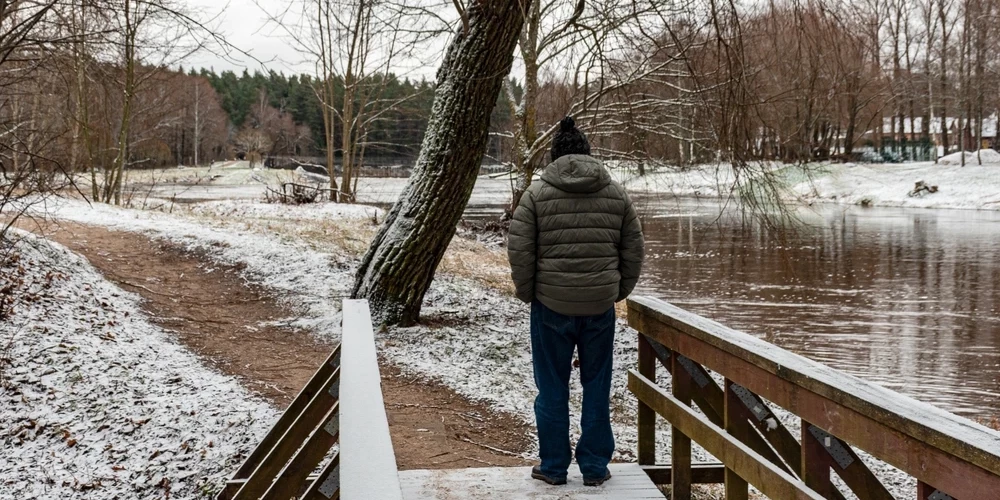 Galvenie faktori, kas ietekmē mentālo veselību, ir stress darbā, attiecības ar līdzcilvēkiem un finanšu jautājumi.