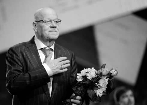 Dzejnieks Jānis Peters (1939-2025).