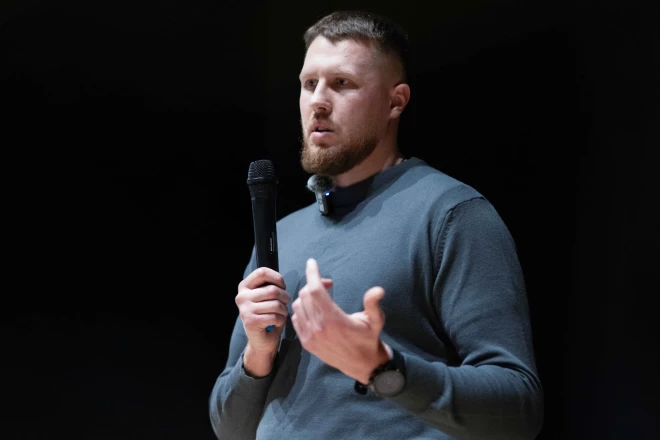 Oleksijs gūstā pavadīja desmit mēnešus, no kuriem četrus vieninieka kamerā.