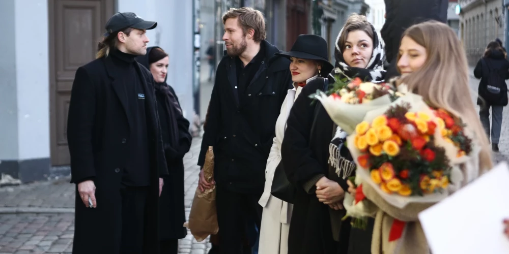 Mākslinieku "Mareunrl's" personālizstāde "Sapņu sonāte" atklāšana (foto: Juris Rozenbergs)