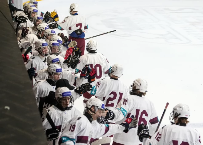 Latvijas U-18 hokejisti pieveic Norvēģiju un kļūst par Četru nāciju turnīra uzvarētājiem