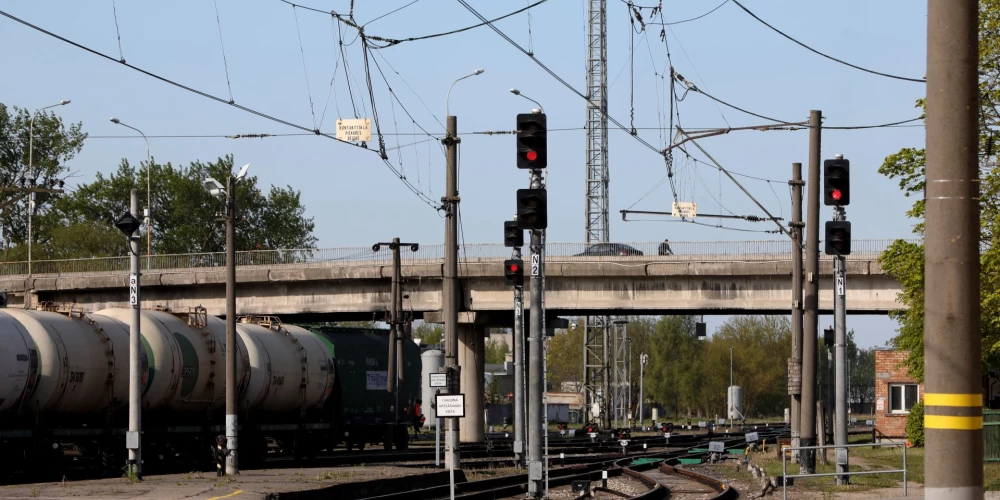 Vēl 2019. gadā pa dzelzceļu pārvadāto kravu apjoms pārsniedza 40 miljonus tonnu. Pērn tikai 11,5 miljoni tonnu. 