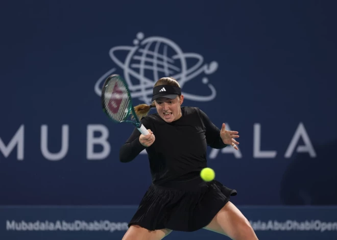 Ostapenko un Semeņistaja noslīd WTA rangā, bet dubultspēlēs saglabā stabilitāti